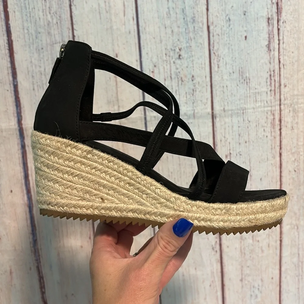 NWOT Eileen Fischer Wanda Tumbled Nubuck Espadrille